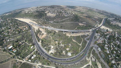 הגשר החדש במוצא לצד "סיבוב המוות"