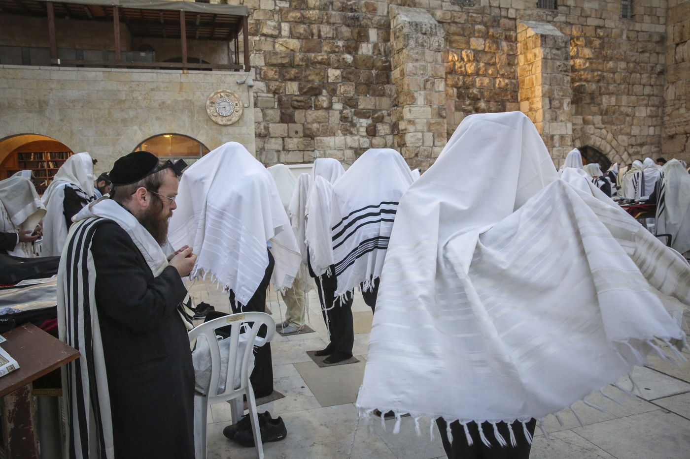 מרהיב: זריחה וברכת כהנים בכותל המערבי