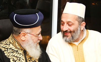 הראשון לציון הגר"י יוסף: "אני מתפלל אצל מרוקאים ונהנה"