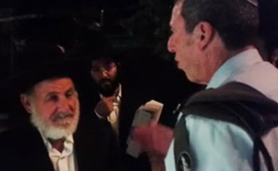 צפו: כשהרב הצבאי ביקש ברכה מהדיין הוותיק