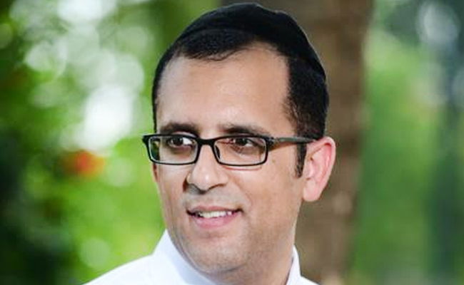 כותב השורות, עו"ד אביעד אושרי