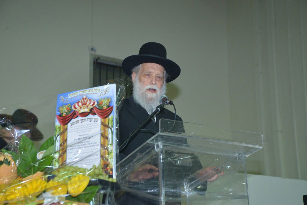 נדבורנה אלעד חגגו הכנסת ספר תורה • תיעוד