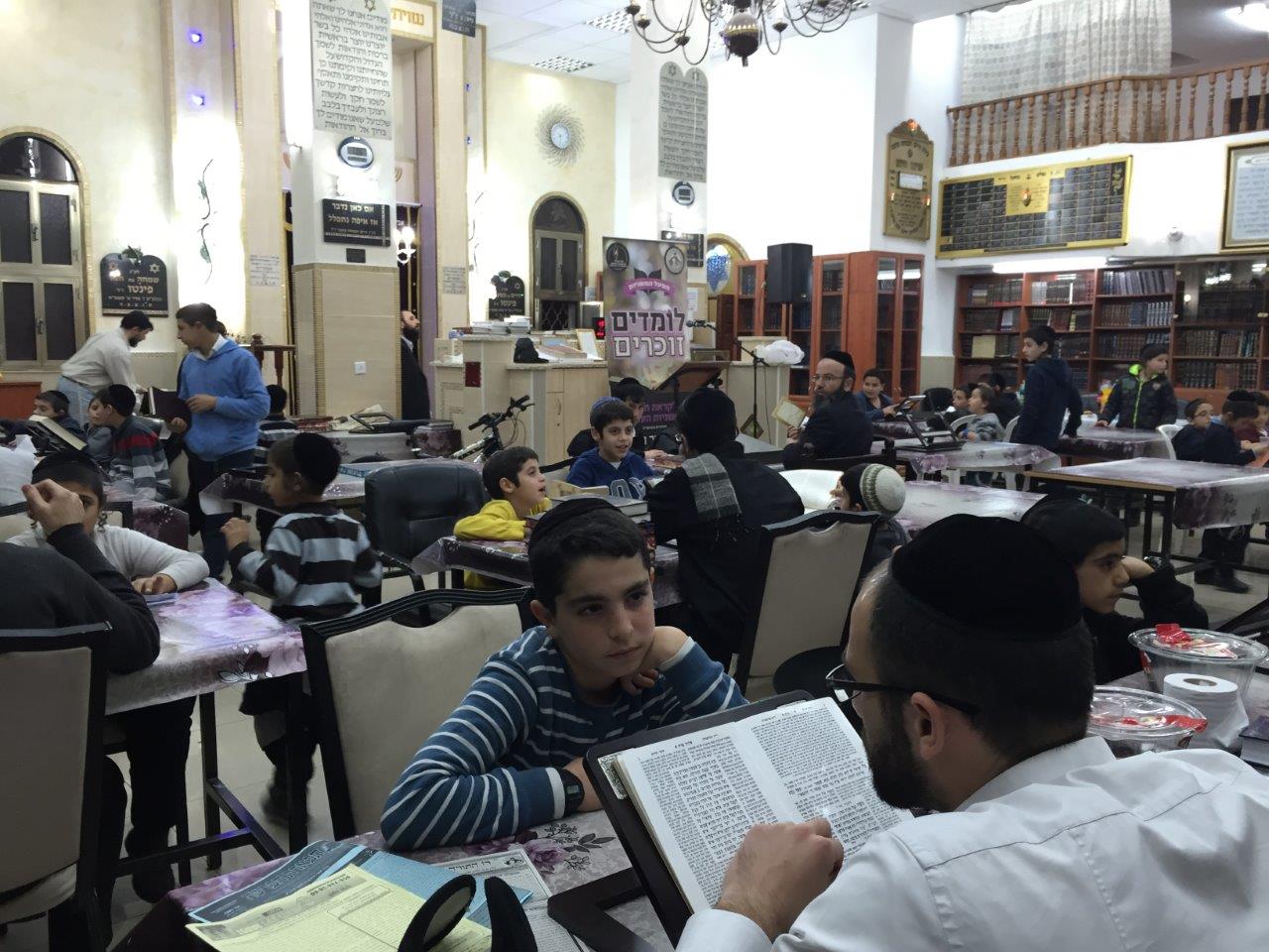 אלפי ילדים בכל העולם משלימים לימוד 6.250.000 פרקי תהילים לזכר קדושי השואה