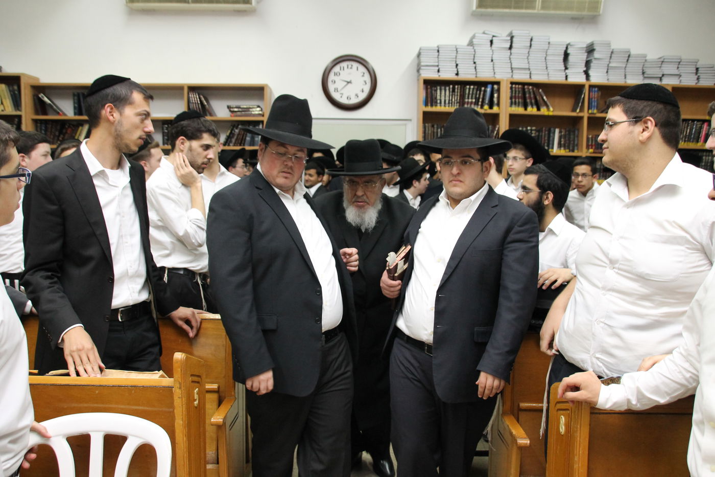 צפו: הגאון רבי ברוך מרדכי אזרחי בשיחת הכנה לשבועות