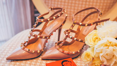 ניתוח סינדרלה: לוקחות את האהבה  לאופנה צעד אחד יותר מדי