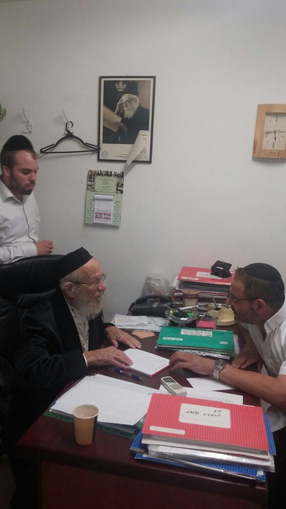 התרגשות: הגאון רבי יעקב אדלשטיין הגיע לרמת השרון