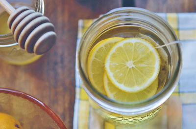 מים חמים עם לימון - כל בוקר