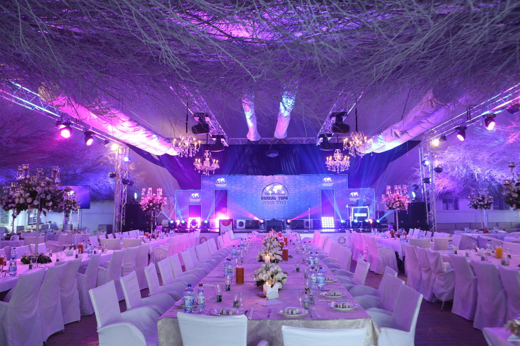 ארבעה זוגות קיבלו עליהם יהדות ונישאו בשנית • צפו