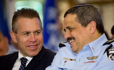 המפכ"ל וגלעד ארדן