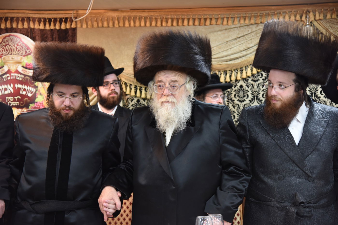 השבע ברכות שערך ראש ישיבת שומרי אמונים • צפו