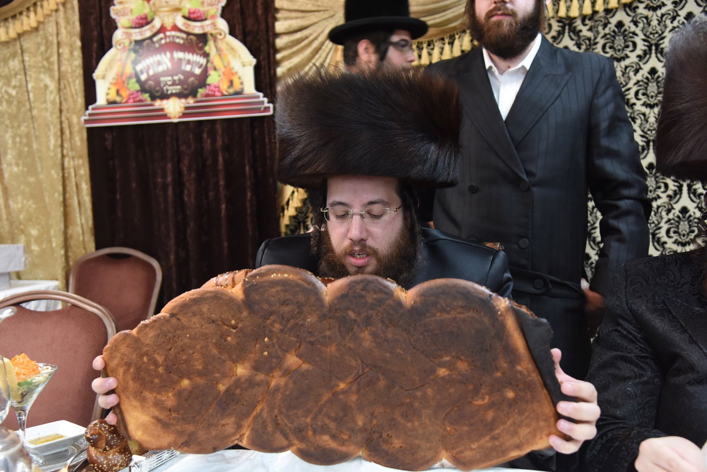 השבע ברכות שערך ראש ישיבת שומרי אמונים • צפו