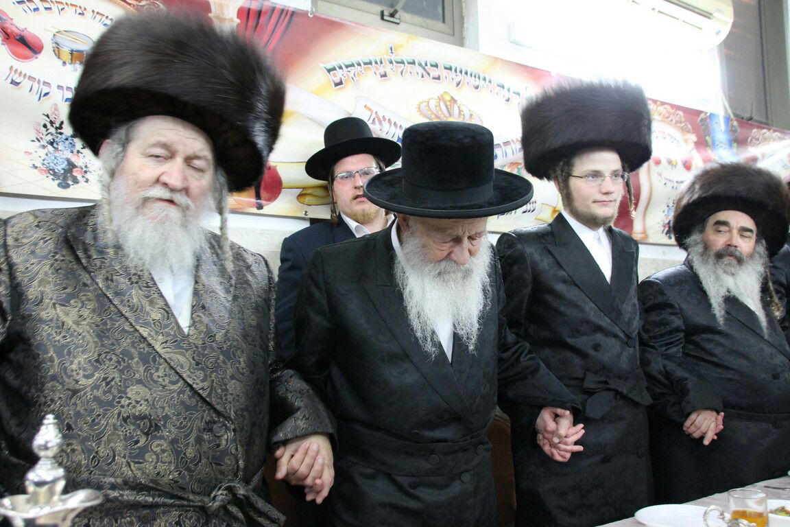 השבע ברכות האחרון בטעמשוואר. גלריה