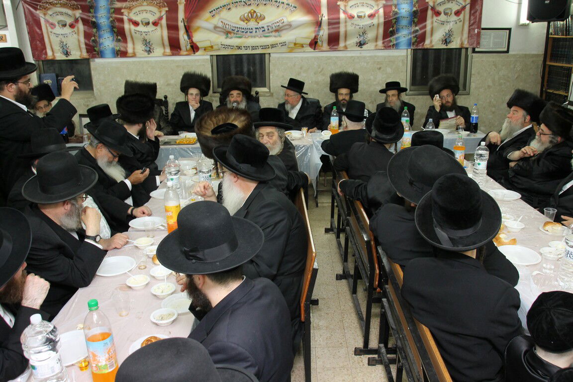 השבע ברכות האחרון בטעמשוואר. גלריה