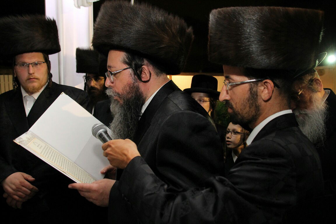 תיעוד מיוחד: חתונת נכדת הגרח"מ וואזנר