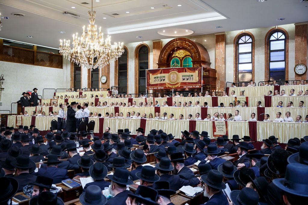 בורו פארק: 'חומש סעודה' לילדי כיתא א' בת"ת סאטמר