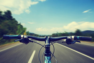 המשטרה התעקשה והתקנות על רוכבי אופניים לא נאכפות