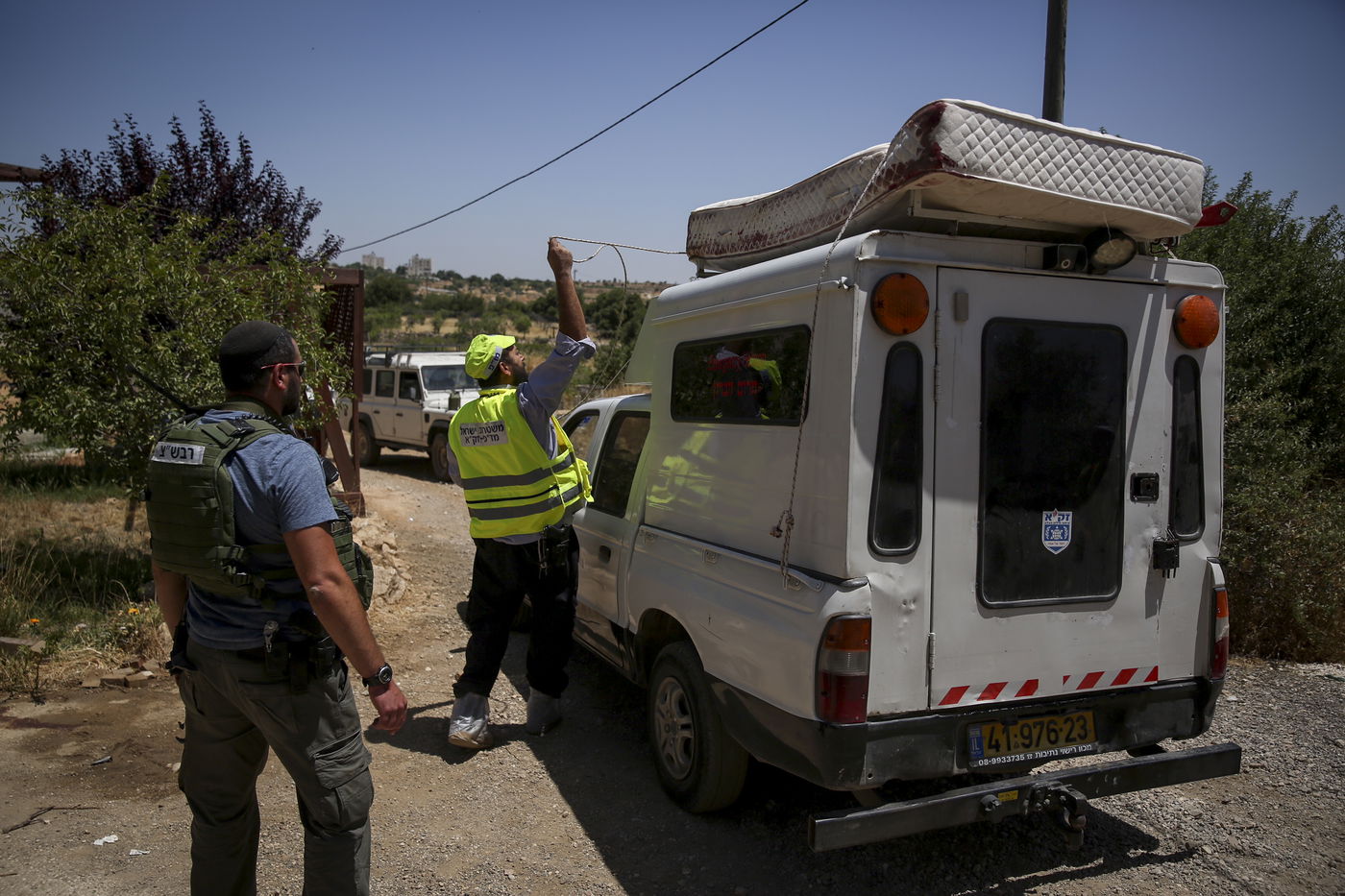 בת 13.5 נרצחה במיטתה • הפיגוע בתמונות