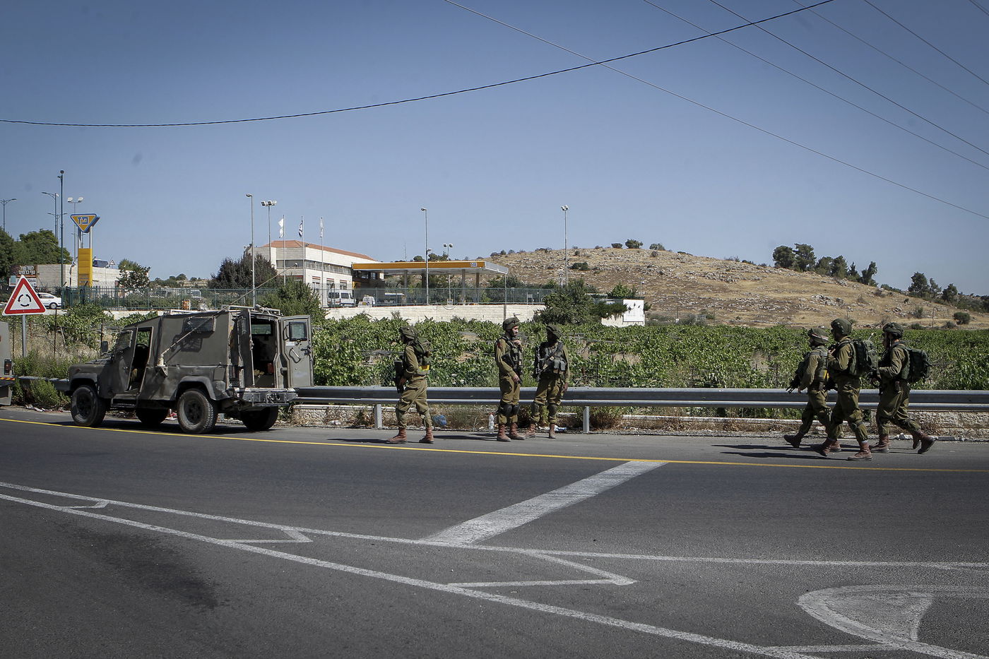 בת 13.5 נרצחה במיטתה • הפיגוע בתמונות