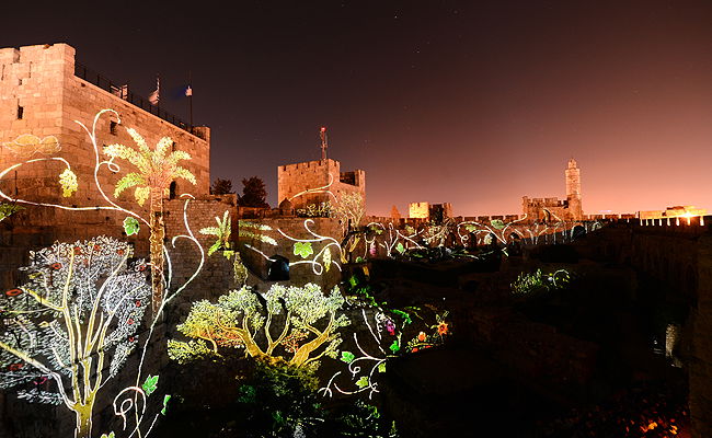 מופע אור קולי על מגדל דוד