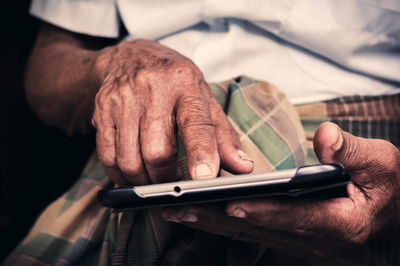 הצעת חוק: קשישים יוכלו לבטל עסקה גם לאחר ארבעה חודשים