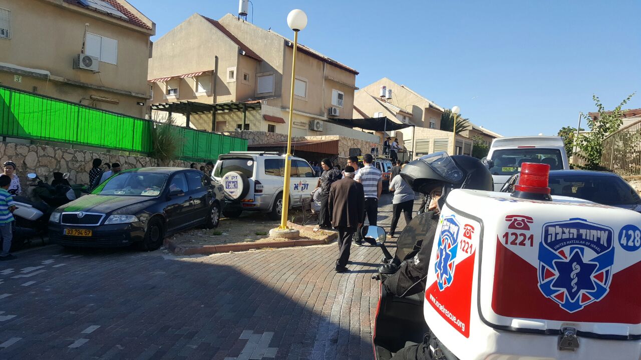 עשרות ליוו למנוחות את ישראל ועקנין ז"ל; בהספדים: מתקפה נגד הטכנולוגיה