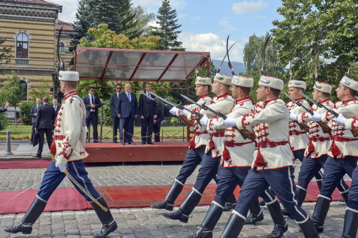 משמר הכבוד לנשיא ריבלין בבולגריה • צפו