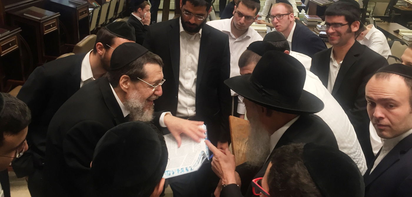 הגאון רבי בן ציון קוק: "אובמה הוא פחות משיעור ברכה"