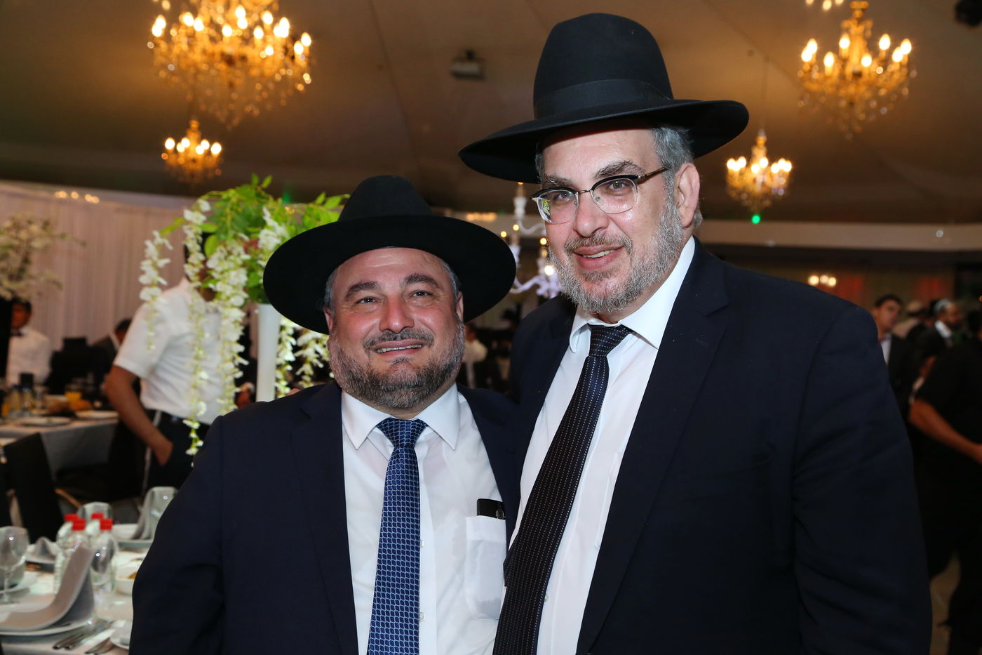 משה אבוטבול חיתן את בתו • צפו בגלריה