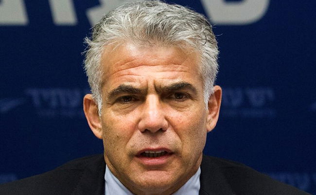 לפיד לרב זלזניק: נתווכח, בלי להיגרר לקיצוניות