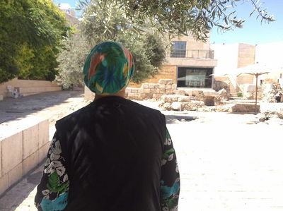 קבצנית הכותל