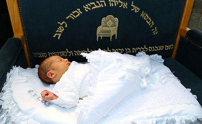 ברית מילה. אילוסטרציה