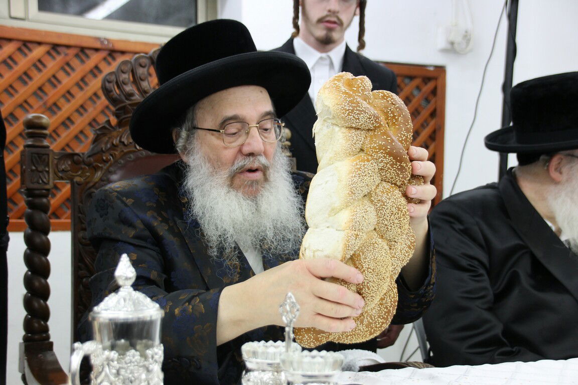 יארצייט בזוטשקא: צפו בעריכת השולחן הטהור