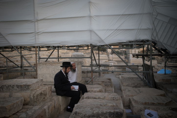 תיעוד: העלייה לציון בעל ה"אור החיים" זיע"א