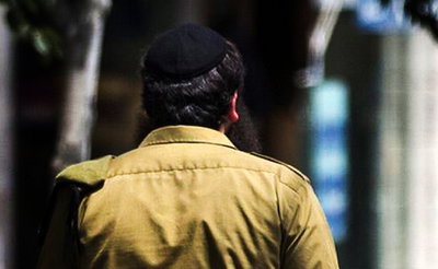 "קללות ויריקות": חמישה חיילים חרדים בראיון