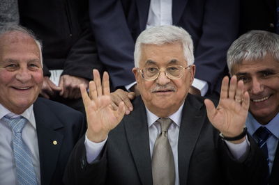 אבו מאזן: נתבע את בריטניה על הצהרת בלפור