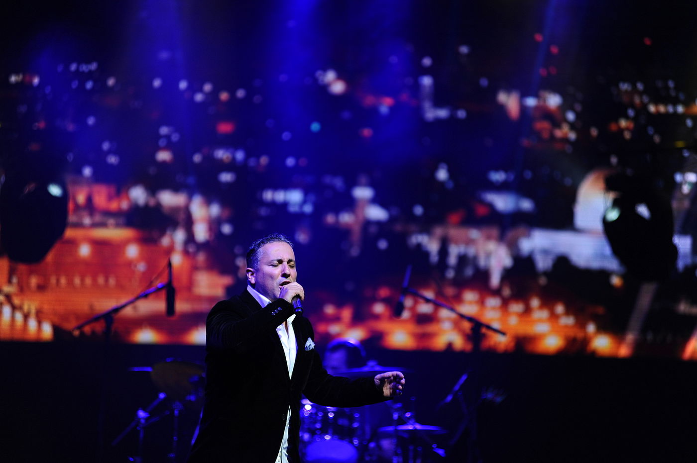 גדולי הזמר המזרחי הופיעו בהר הזיתים | צפו