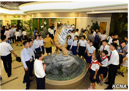 גן החיות הגרנדיוזי של צפון קוריאה. צפו