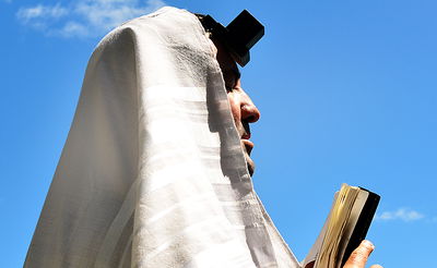 באמצע הספארי בקניה: ברכת כהנים עם דרבוקות