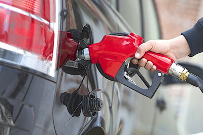 הוזלה משמעותית צפויה במחירי הדלק