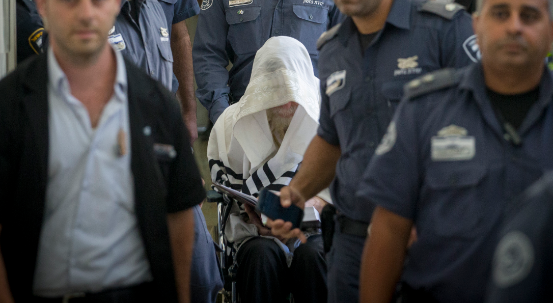 הפרקליטות הגישה כתב אישום נגד הרב ברלנד: ישאר במעצר