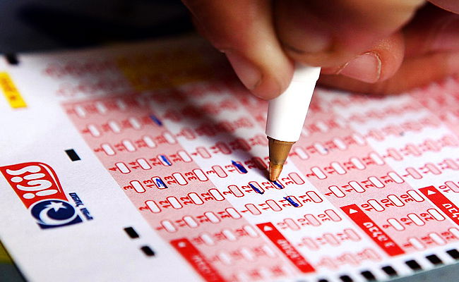 זכה ב-4 מיליון שקל וייקח את 30 נכדיו לחופשה