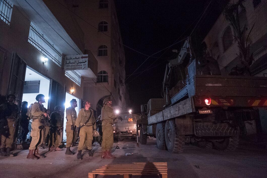 נעצרו בני משפחת המחבל שרצח את הרב מיכאל מרק