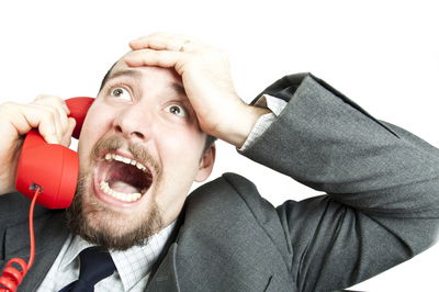 הסוף לשליחת הקלטות טלפוניות לתרומות