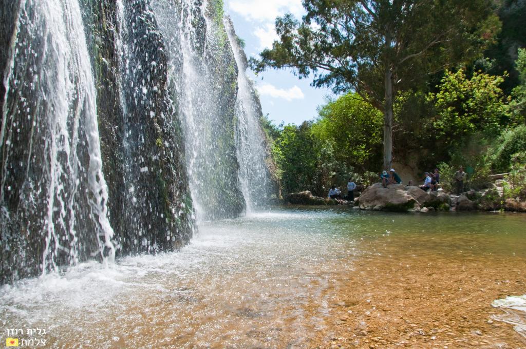 מפלים בשמורת הטבע נחל עיון