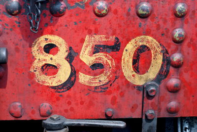 הדברים המחשידים שמספרים יכולים לחשוף עליכם