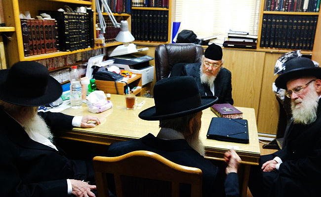 הרבנים בכינוס