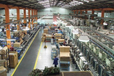 החברה מבפנים. ייצור מזגן חסכוני