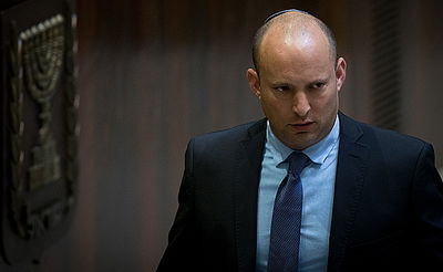 בניגוד להלכה. שר החינוך נפתלי בנט