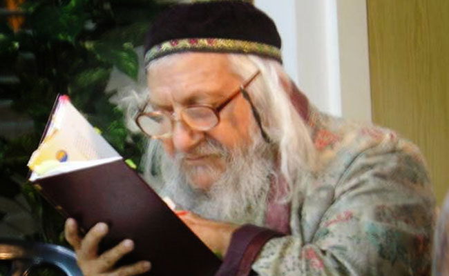 חכם אברהם חי