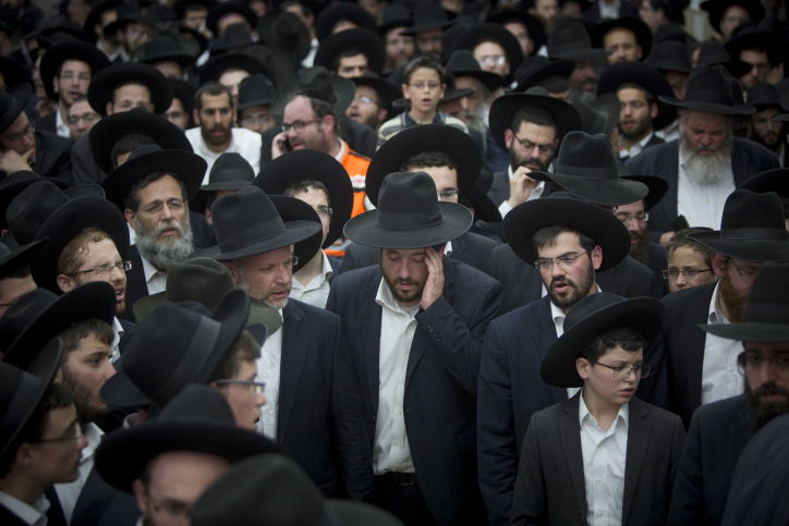 אלפים ליוו את ראש הישיבה בדרכו האחרונה